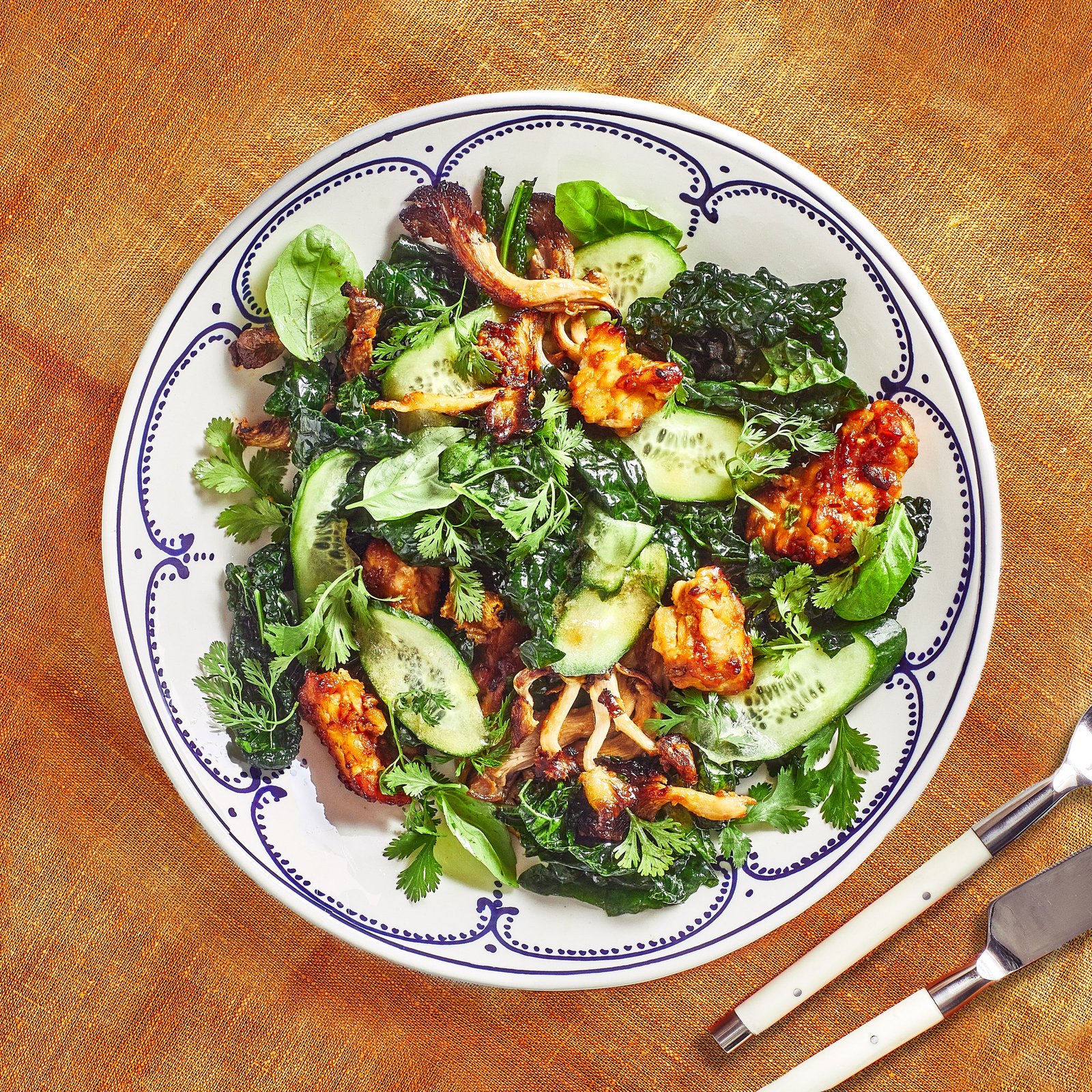 Kale Salad With Roasted Tempeh and Mushrooms